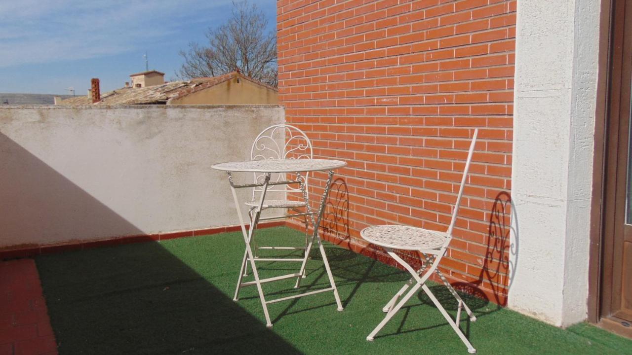Iacobus Hotell Castrojeriz Exteriör bild