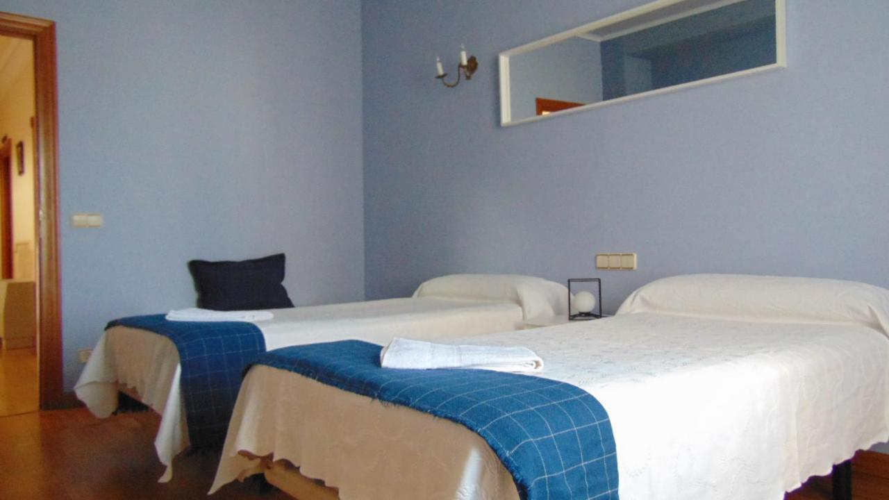 Iacobus Hotell Castrojeriz Exteriör bild